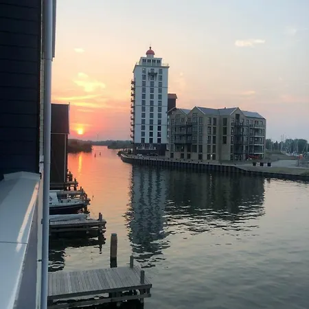 Boothuis 64 Apartment *